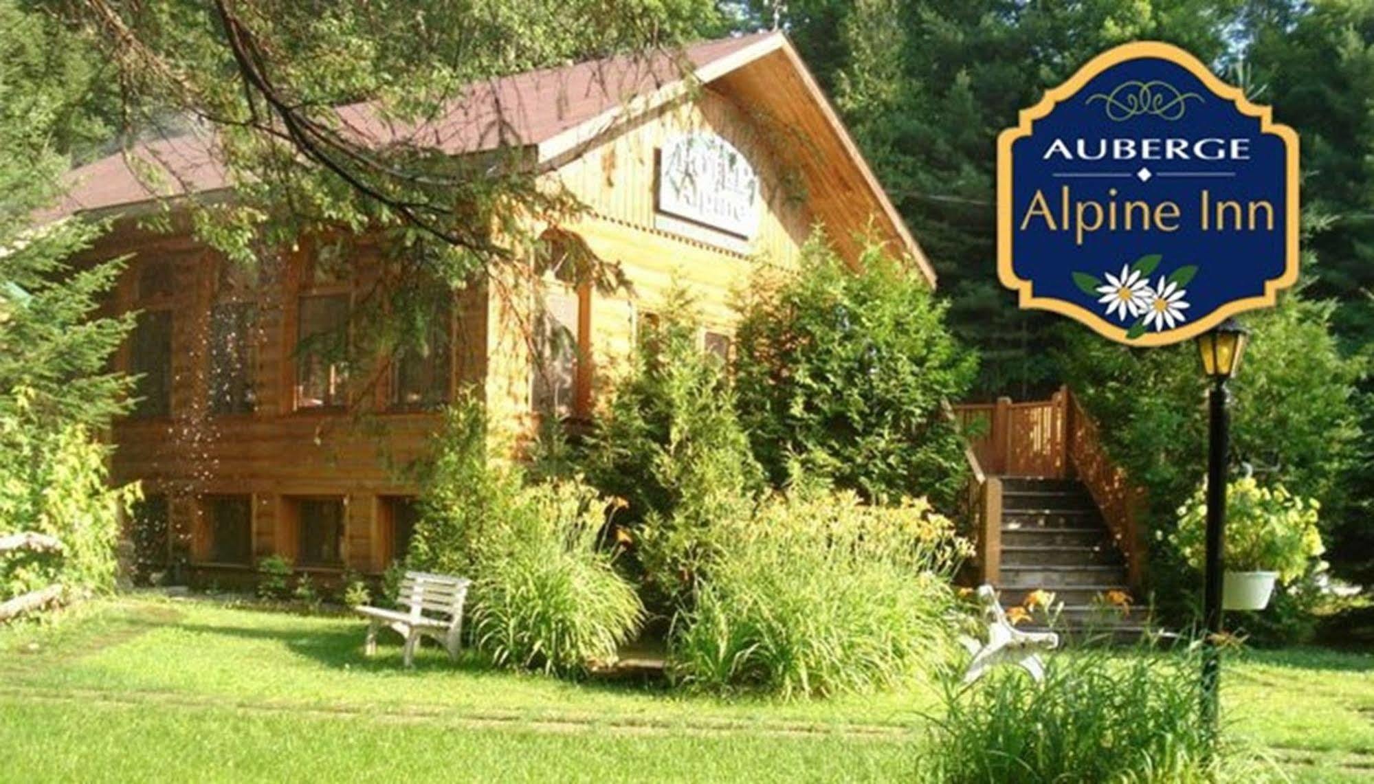 סאינט - אדל Auberge Alpine Inn מראה חיצוני תמונה